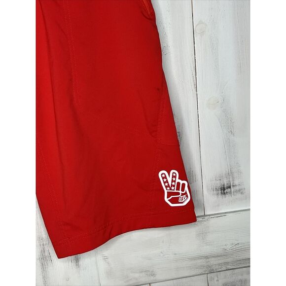 MENS TROY LEE DESIGNS RED SKYLINE ACTIVE SHORTS MOTO BMX RIDING BIKING 34‎ - Picture 3 of 16